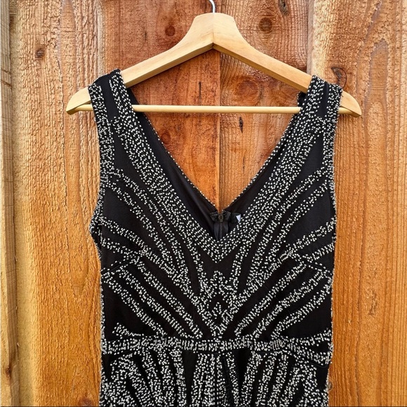 Black and Silver Art-Deco Beaded Sleeveless Romper 🌿 - Picture 4 of 10